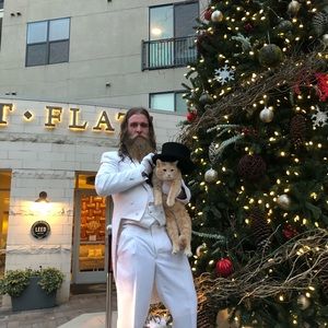 Meet your Posher, Peter